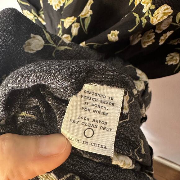 Flynn Skye Elsie Black Tulip Floral Midi Maxi Boho Dress Women's Medium - Picture 11 of 11